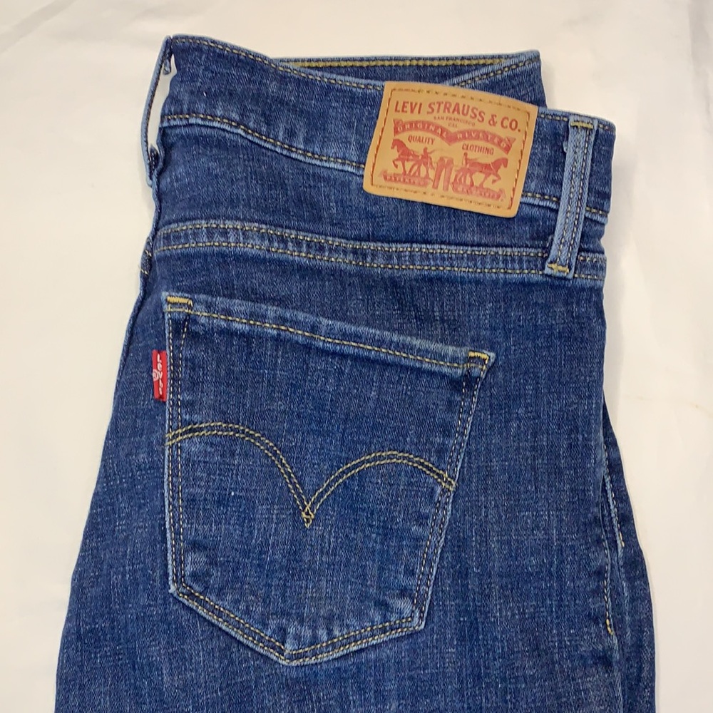 Levi Strauss 311 Shaping Skinny Jeans